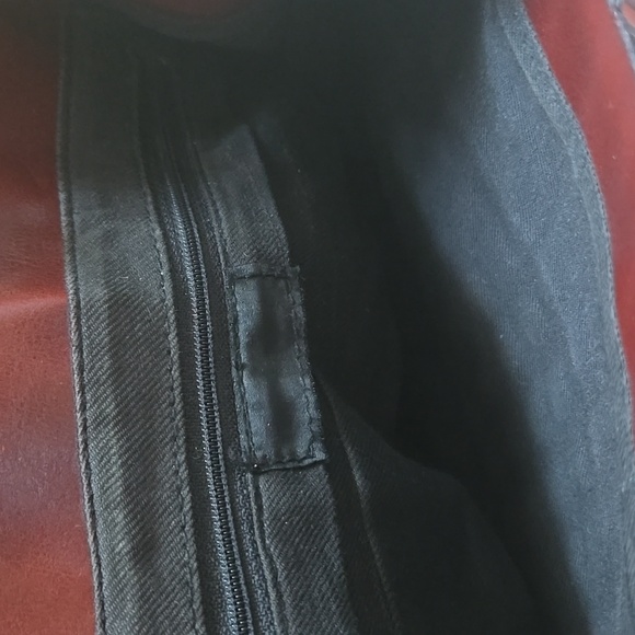 Oxblood Woven Shoulder BUCKET Bag - Picture 14 of 16